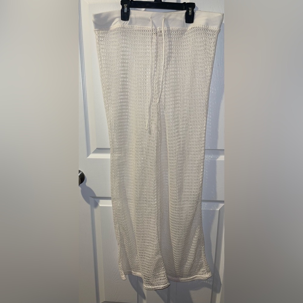 Shade and Shore Women’s large swim cover ivory pant crochet